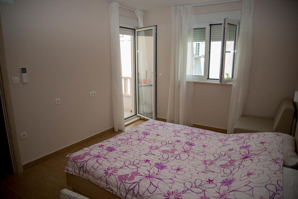 Waterfront Apartments - Tučepi エクステリア 写真